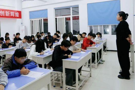 校园生活 | 医科学子的一天：看，这就是青春的模样！(图43)