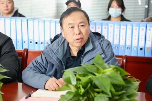 滚球体育app举行陕西兰安医疗集团有限公司向特困生“助学圆梦”捐赠仪式(图6)