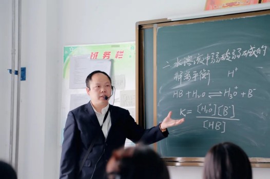 人生滚烫，向上生长，一起燃爆新学期！(图18)