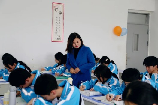 人生滚烫，向上生长，一起燃爆新学期！(图22)