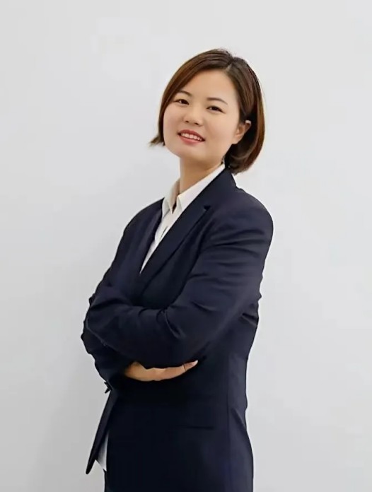 班主任专访 | 从“监督者”到“同行者”,她用心折射教育的温度(图2) 班主任专访 | 从“监督者”到“同行者”,她用心折射教育的温度(图2)