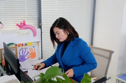 班主任专访 | 从“监督者”到“同行者”,她用心折射教育的温度(图9) 班主任专访 | 从“监督者”到“同行者”,她用心折射教育的温度(图9)